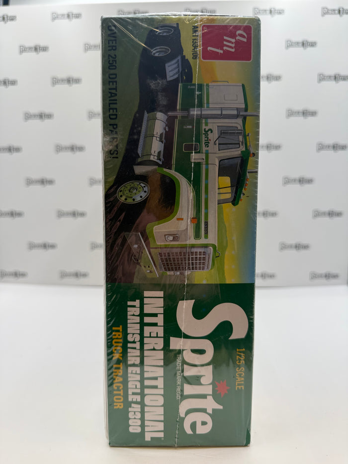 AMT x Sprite International Transfer 4300 Eagle 1/25 Scale Truck Tractor Model Kit