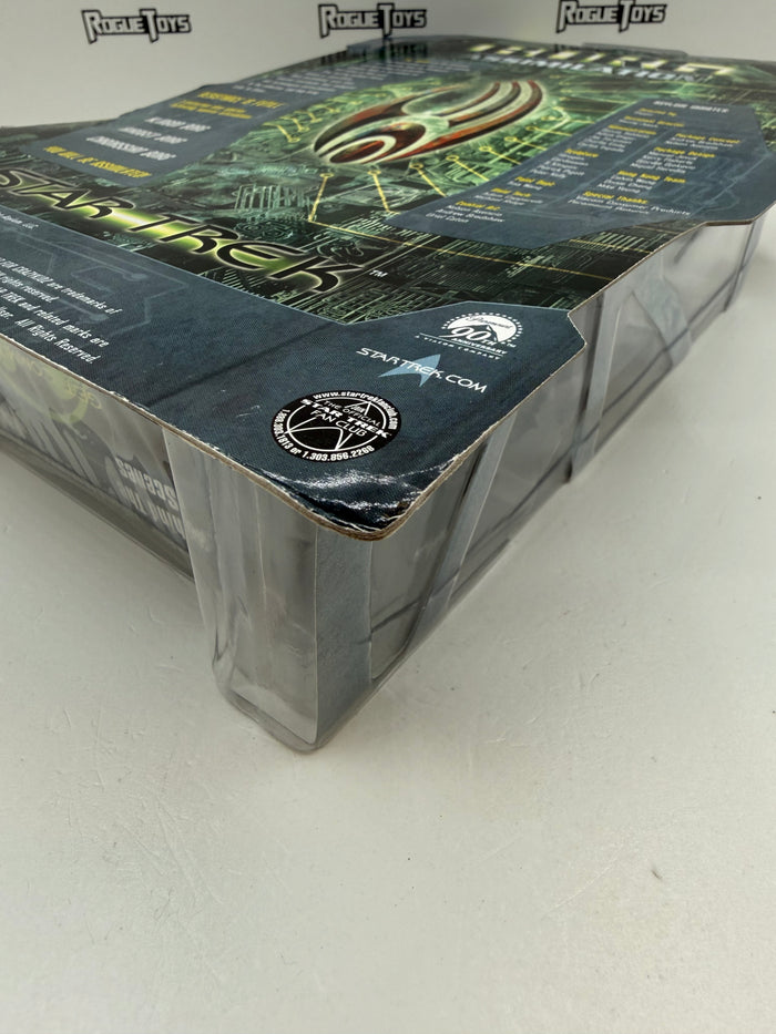 Art Asylum Star Trek Borg Assimilation Hirogen (2 of 3)