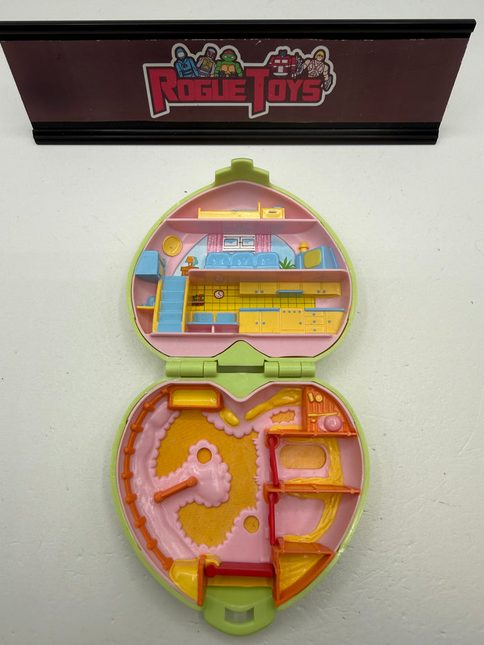 Bluebird Toys Polly Pocket Polly’s Pony Club