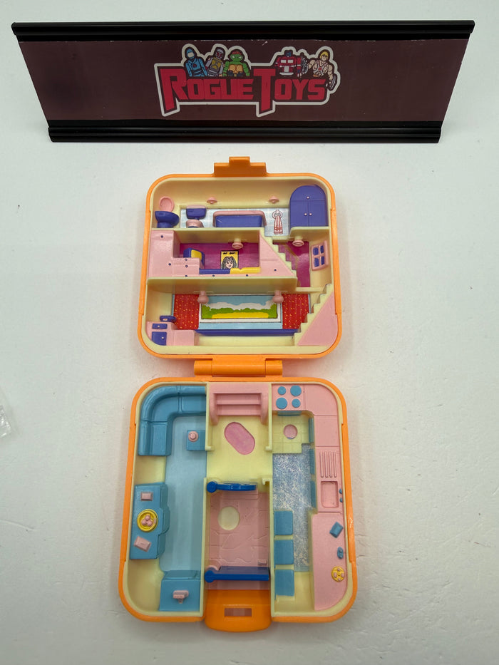 Bluebird Toys Polly Pocket Polly’s Town House