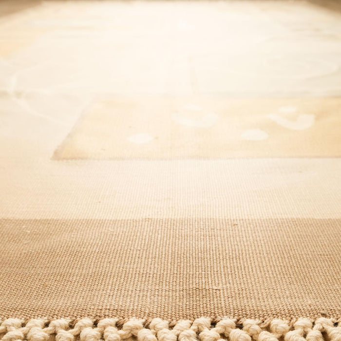 Çiçek Desenli El Dokuma Kilim