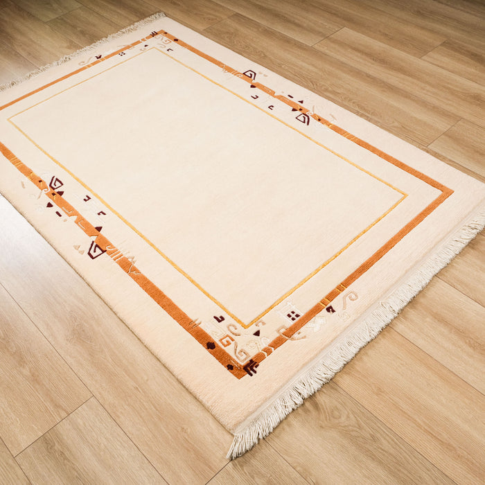 El Dokuma Çerçeve Desenli Bej Klasik Halı, 120x180 cm — Halıcızade
