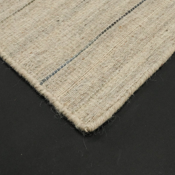 El Dokuma Çizgi Desenli Krem Kilim — sade desenli