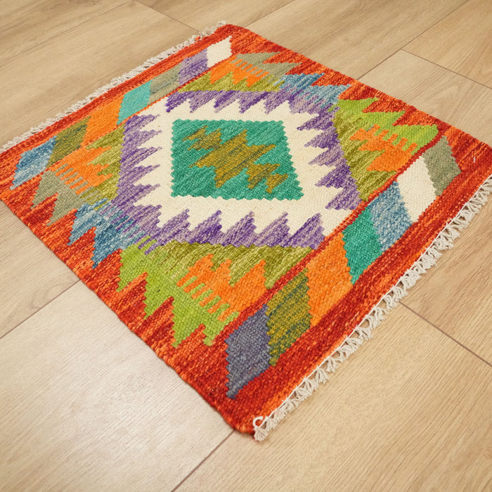 El Dokuma Çok Renkli Otantik Yün Minder, 50x50 cm — Halıcızade
