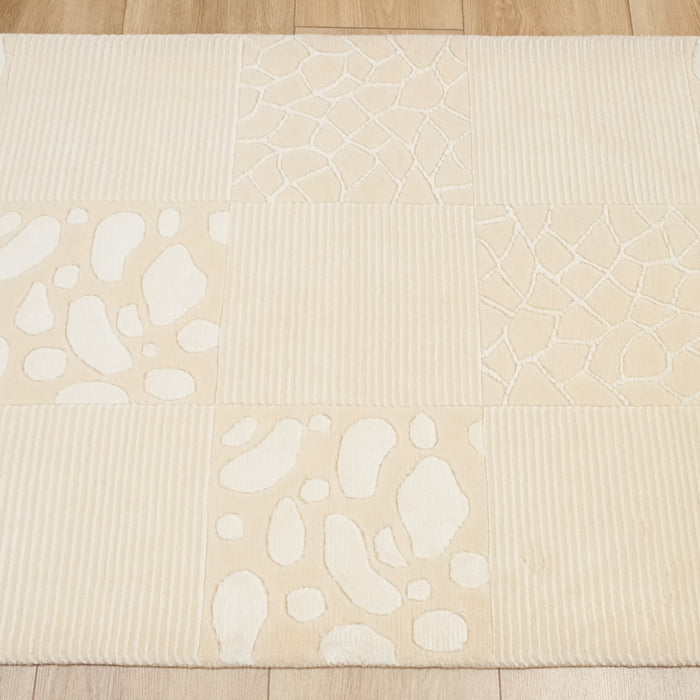 El Dokuma Geometrik Desenli Krem Bambu Halı — balkon halısı