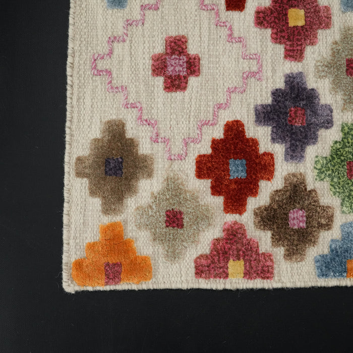 El Dokuma Geometrik Desenli Rengarenk Yün Kilim — çiçek desenli