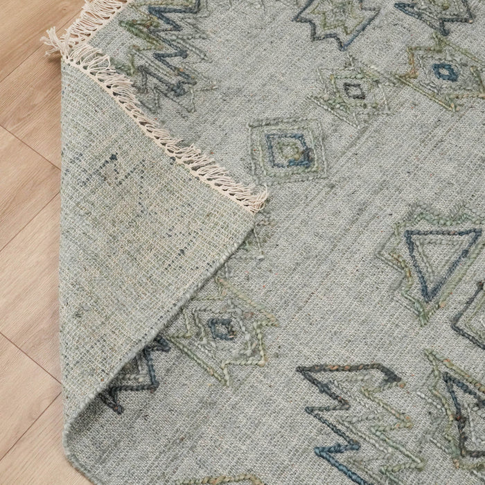 El Dokuma Geometrik Desenli Yeşil Hasır Kilim — balkon halısı
