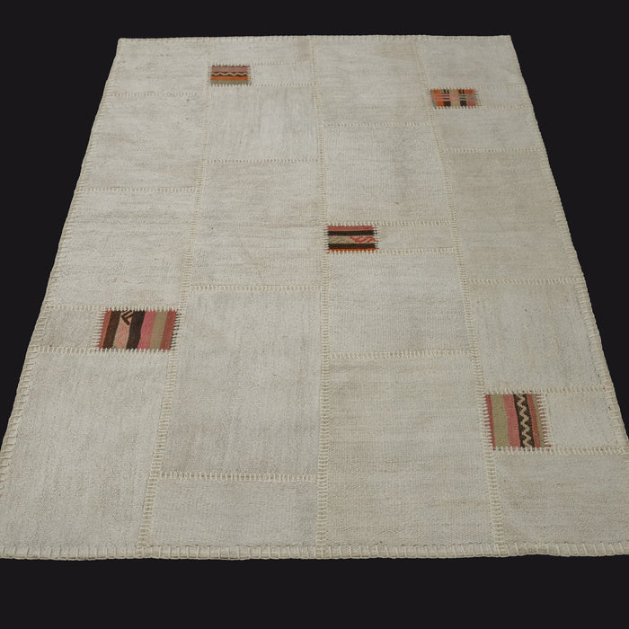 El Dokuma Krem Patchwork Desenli Kendir Halı — 120x180 cm