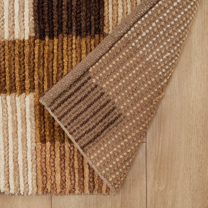 El Dokuma Patchwork Desenli Kahverengi Halı — modern tasarım
