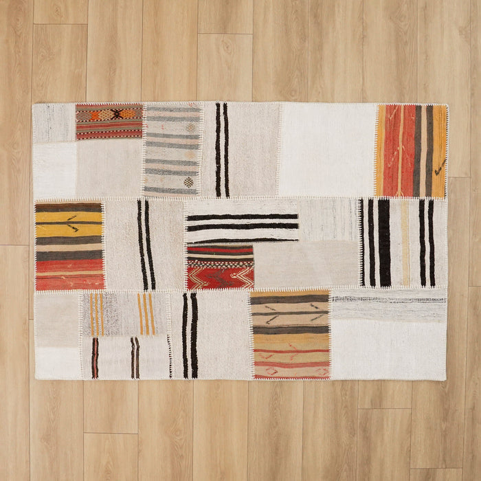 El Dokuma Patchwork Desenli Krem Kendir Halı — antre halısı