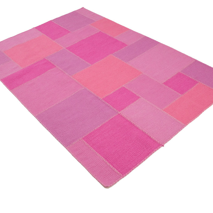 El Dokuma Patchwork Desenli Pembe Yün Kilim, 140x200 cm — Halıcızade