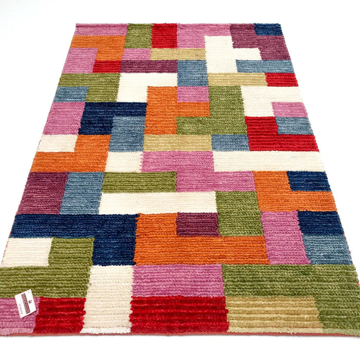 Geometrik Desenli El Dokuma Halı — 120x180 cm