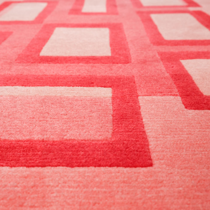 Geometrik Desenli El Dokuma Halı - Pembe