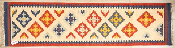Geometrik Desenli El Dokuma Kilim — pamuk