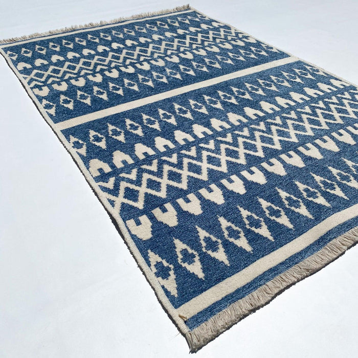 Geometrik Desenli Makine Dokuma Kilim, beyaz, 120x180 cm — Halıcızade