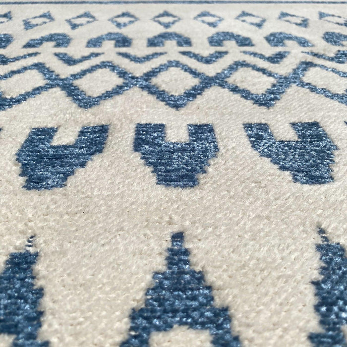 Geometrik Desenli Makine Dokuma Kilim — modern tasarım