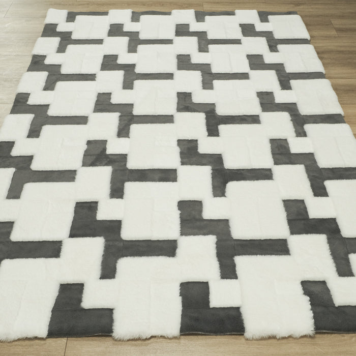 Geometrik Desenli Peluş Post Halı — 160x230 cm