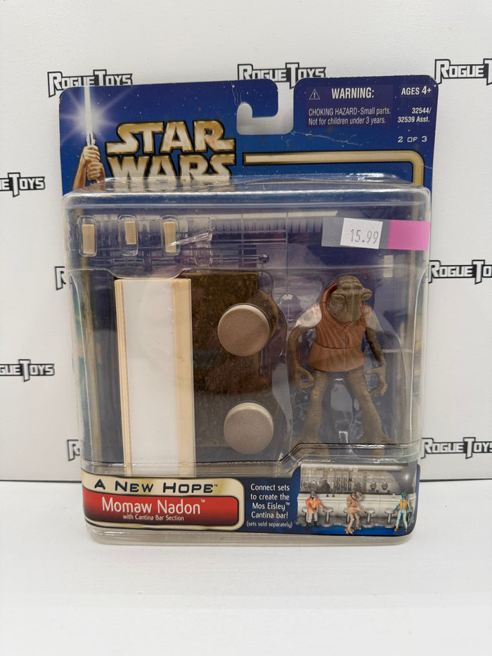 Hasbro Star Wars: A New Hope Momaw Nadon w/ Cantina Bar Section