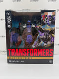 Hasbro Transformers Age of the Primes Leader Class Razorclaw