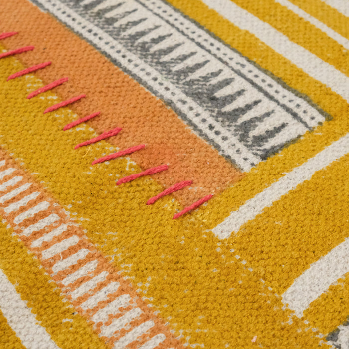 Holi Serisi El Dokuma Geometrik Desenli Sarı Kilim — etnik desenli