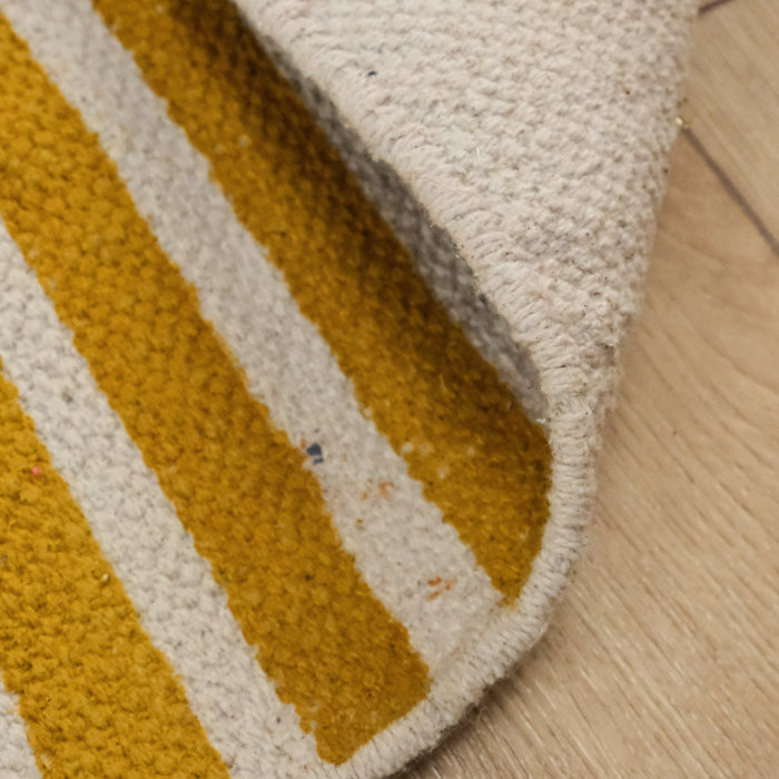 Holi Serisi El Dokuma Geometrik Desenli Sarı Kilim — yatak odası halısı