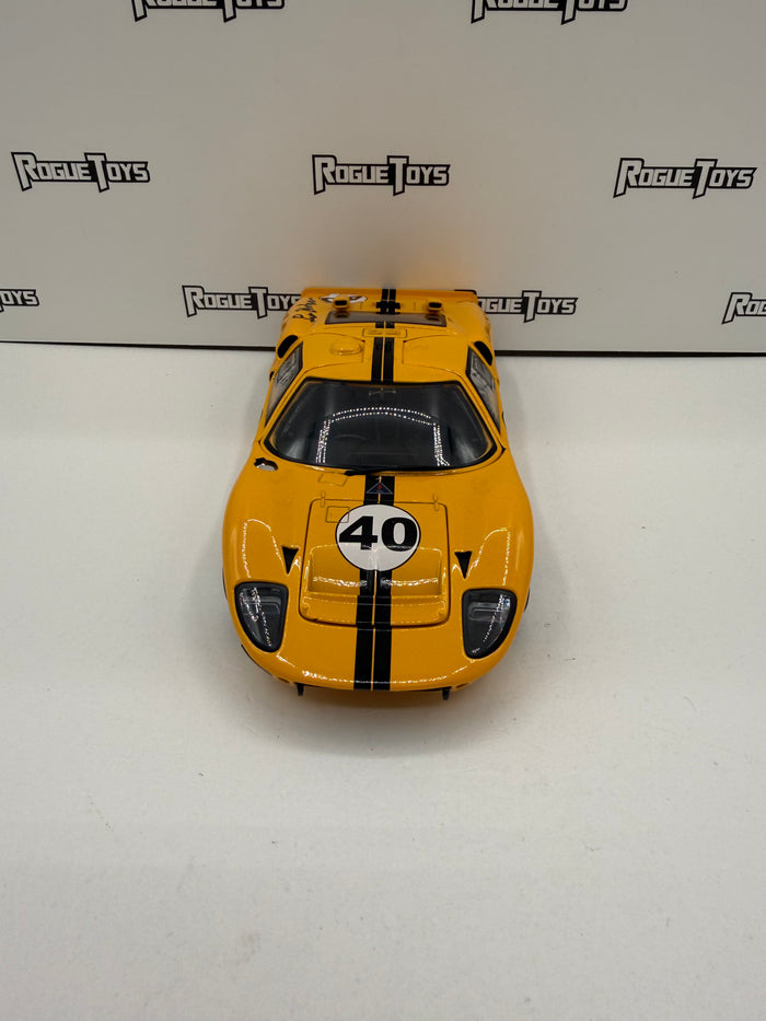 Icons x Wix Collectibles The Car That Became The Legend 1966 GT40 Mark II 7 Litre / 427