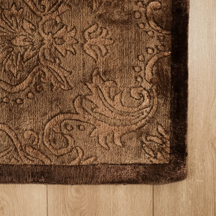 Kahverengi El Dokuma Damask Desenli Halı — bambu
