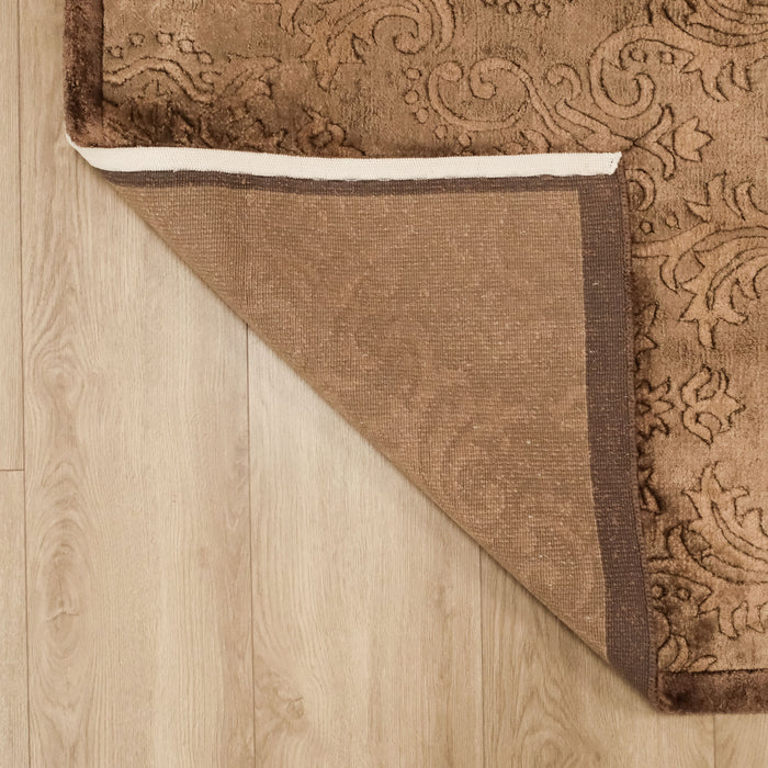 Kahverengi El Dokuma Damask Desenli Halı