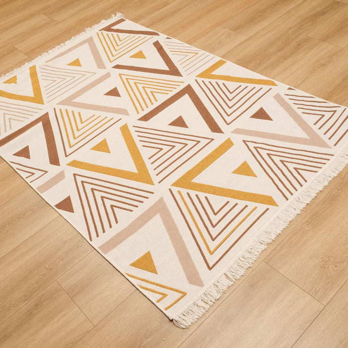 Kehribar Serisi Makine Dokuma Geometrik Desenli Kahverengi Kilim