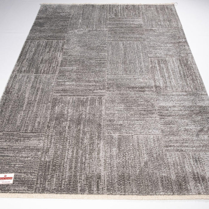 Lotto Serisi Geometrik Desenli Makine Dokuma Halı — 130x190 cm