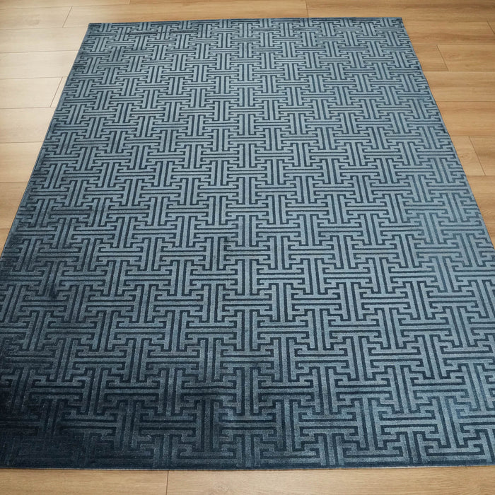 Lugano Serisi Geometrik Desenli Lacivert Viskon Halı — makine dokuma
