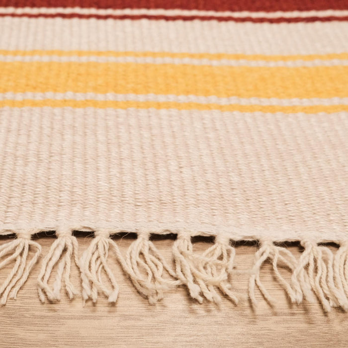 Makine Dokuma Çizgi Desenli Krem Kilim — çizgili
