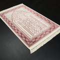 Makine Dokuma Seccade Desenli Kırmızı Halı, 80x125 cm — Halıcızade