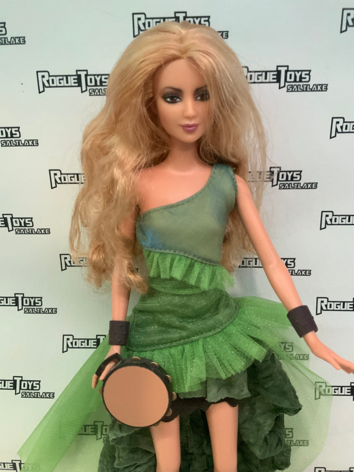 Mattel Barbie 2003 Shakira (Green Dress)