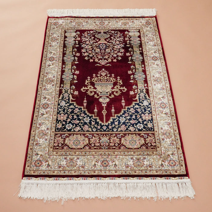Mihrap Desenli Bordo Halı Seccade — etnik desenli