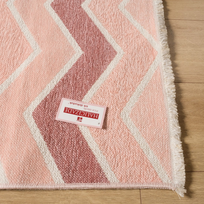 Noa Serisi Geometrik Desenli Makine Dokuma Kilim