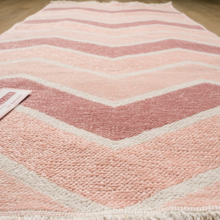 Noa Serisi Geometrik Desenli Makine Dokuma Kilim