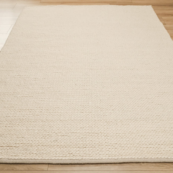 Örge Serisi Çizgi Desenli El Dokuma Düz Renk Beyaz Halı — 80x150, 130x190, 170x240, 200x300 cm