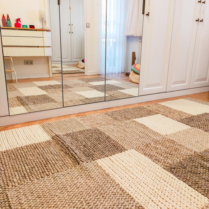 Örge Serisi El Dokuma Patchwork Desenli Krem Halı — modern tasarım