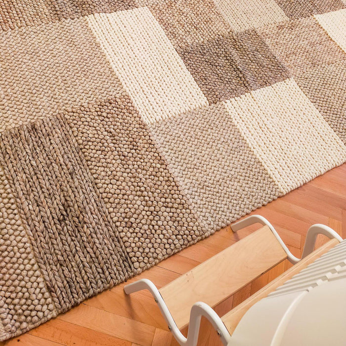 Örge Serisi El Dokuma Patchwork Desenli Krem Halı — yatak odası halısı