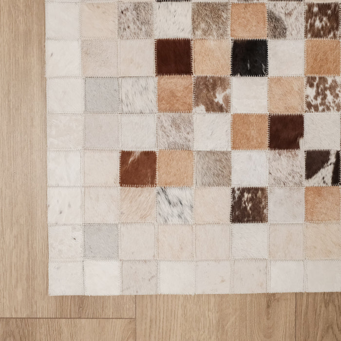 Patchwork Desenli Deri Krem Halı — modern tasarım