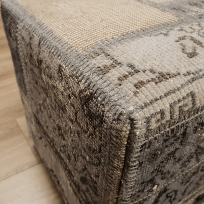 Patchwork Desenli El Dokuma Kırkyama Puf — ofis halısı