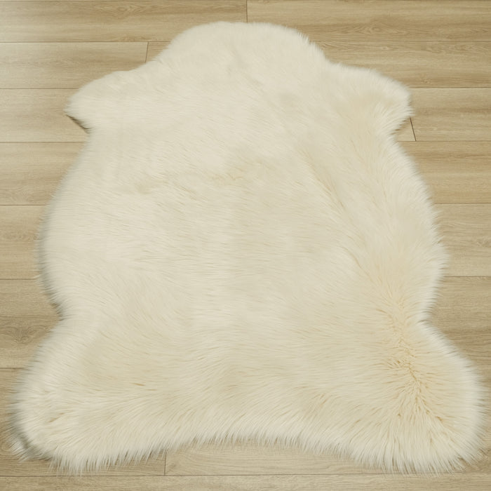 Sade Desenli Makine Dokuma Halı — 100x150 cm