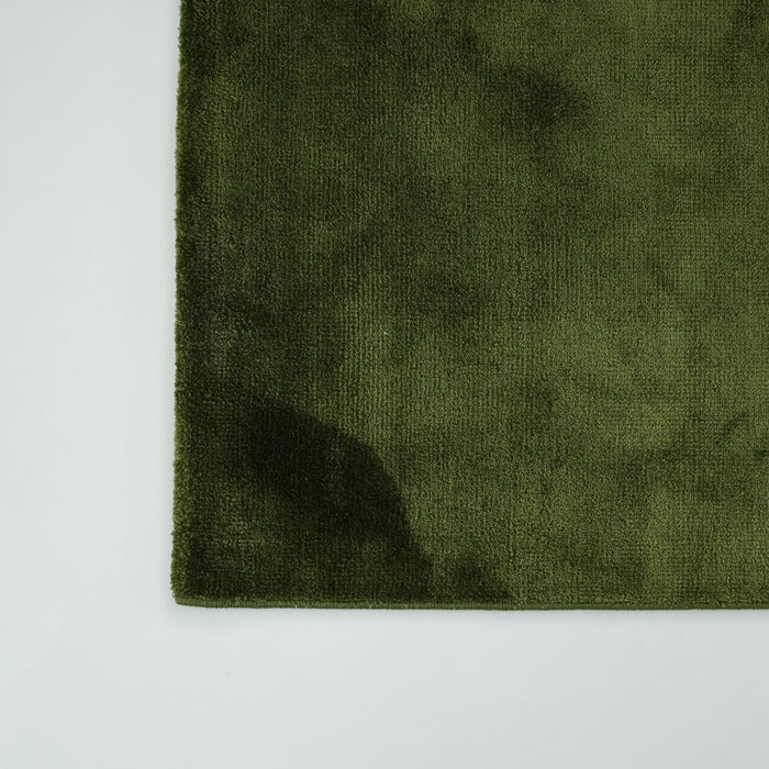 Sade Desenli Yeşil Viskon Halı — 80x150, 130x190, 160x230, 200x290 cm
