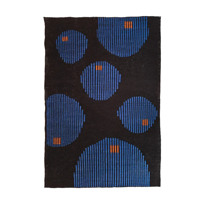Studio Potato Tokio El Dokuması Kilim, siyah, 80x140 – 200x300 cm — Halıcızade