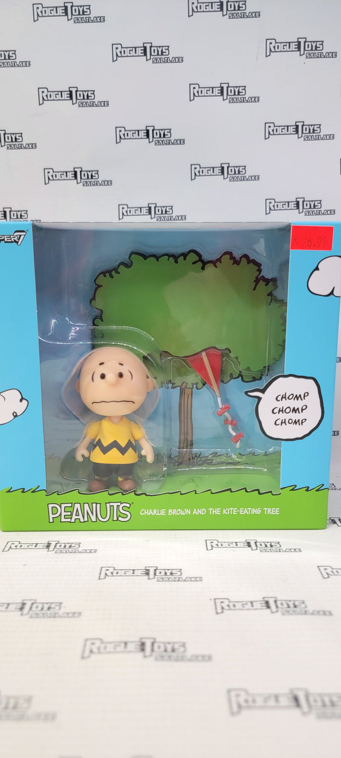 Super 7 ReAction Peanuts Charlie Brown and the Kite-Eating Tree