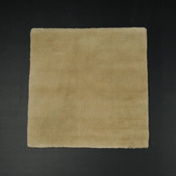 Tezgah Dokuma Bej Sade Desenli %100 Yün Halı — 45x45 cm