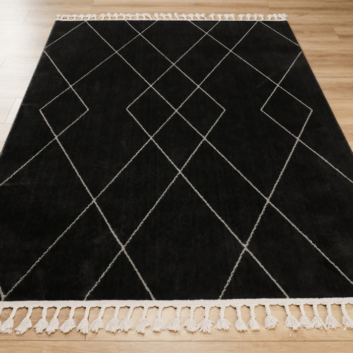 Urban Serisi Geometrik Desenli Siyah Sentetik Halı