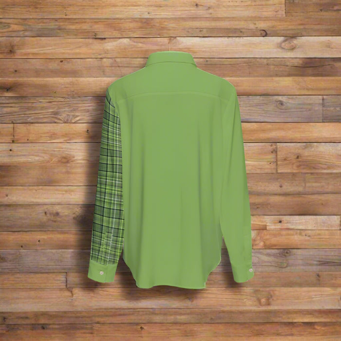 Women's Classic Green Plaid Button-Up Shirt - Cozy Corner